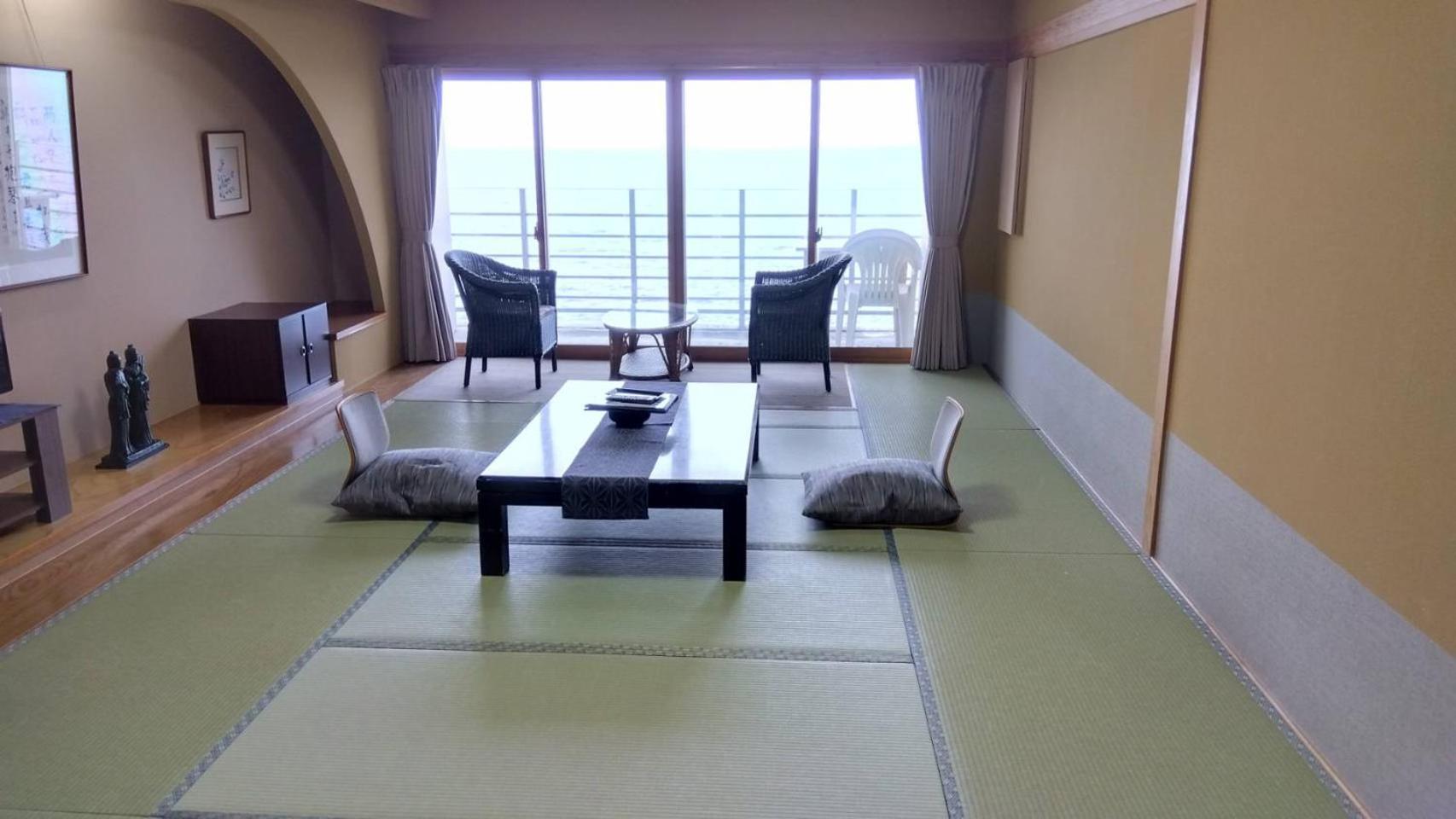 Отель Yura Onsen Yaotome Цуруока Экстерьер фото