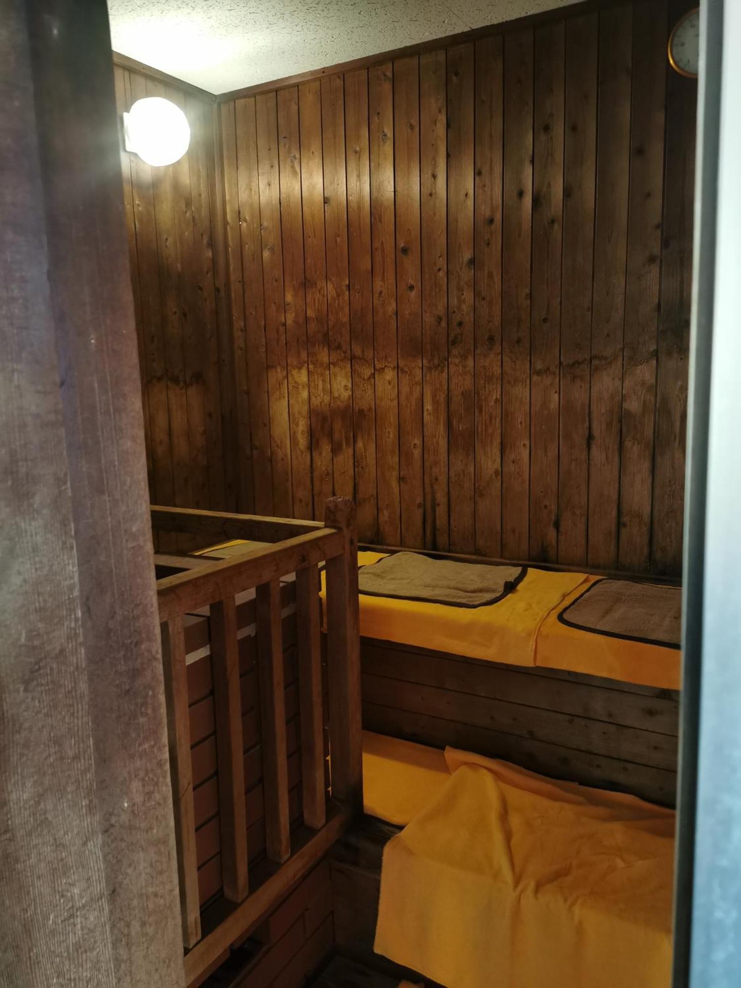 Отель Yura Onsen Yaotome Цуруока Экстерьер фото