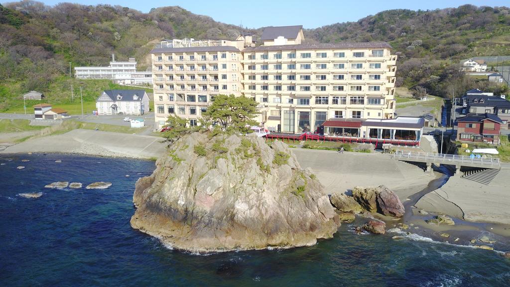 Отель Yura Onsen Yaotome Цуруока Экстерьер фото